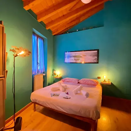 La Casa Del Poeta לינה וארוחת בוקר דרביו