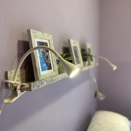לינה וארוחת בוקר La Casa Del Poeta 3*