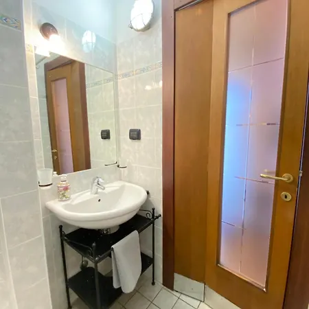 La Casa Del Poeta לינה וארוחת בוקר